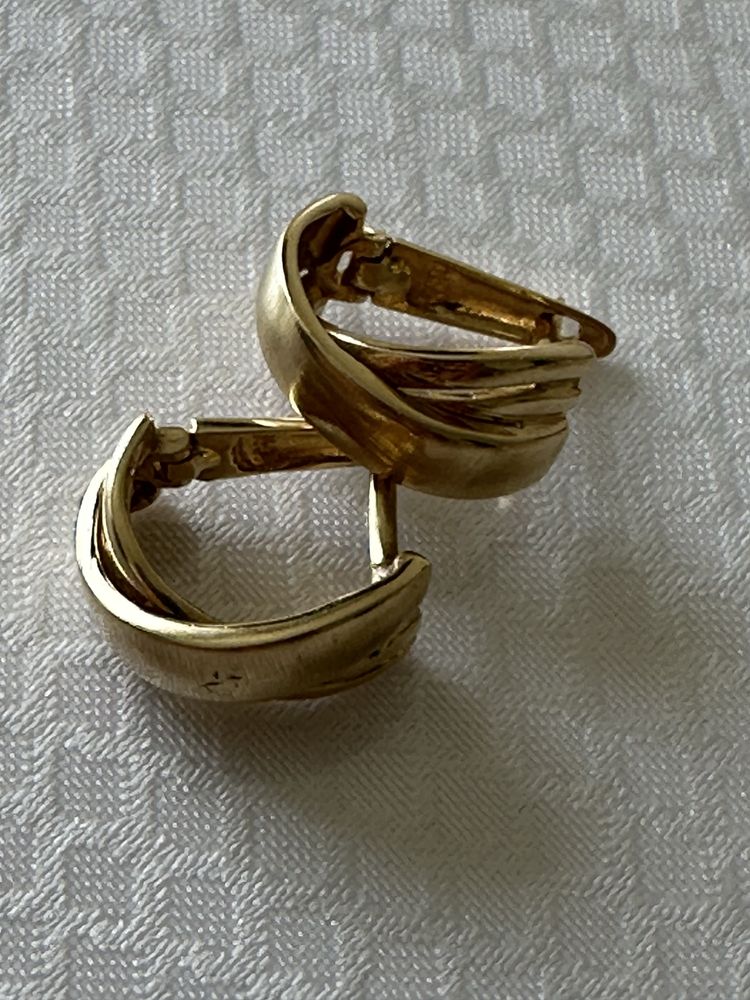Срочно продам цепь и серьги