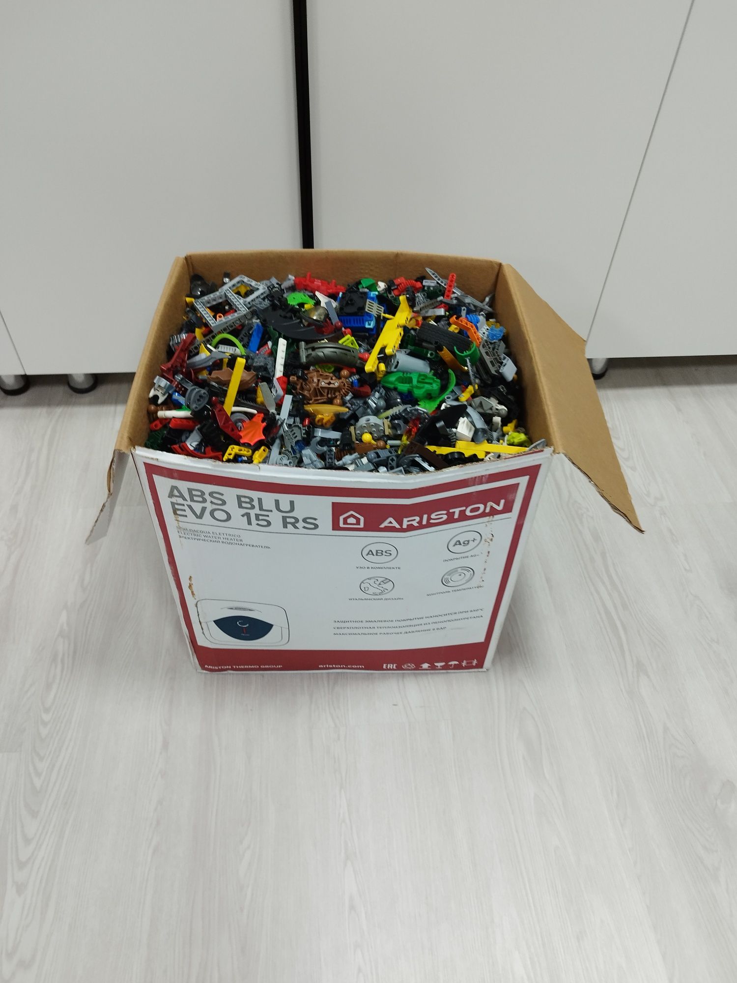 Конструктор Лего техник Lego technic биониклы 20 килограмм