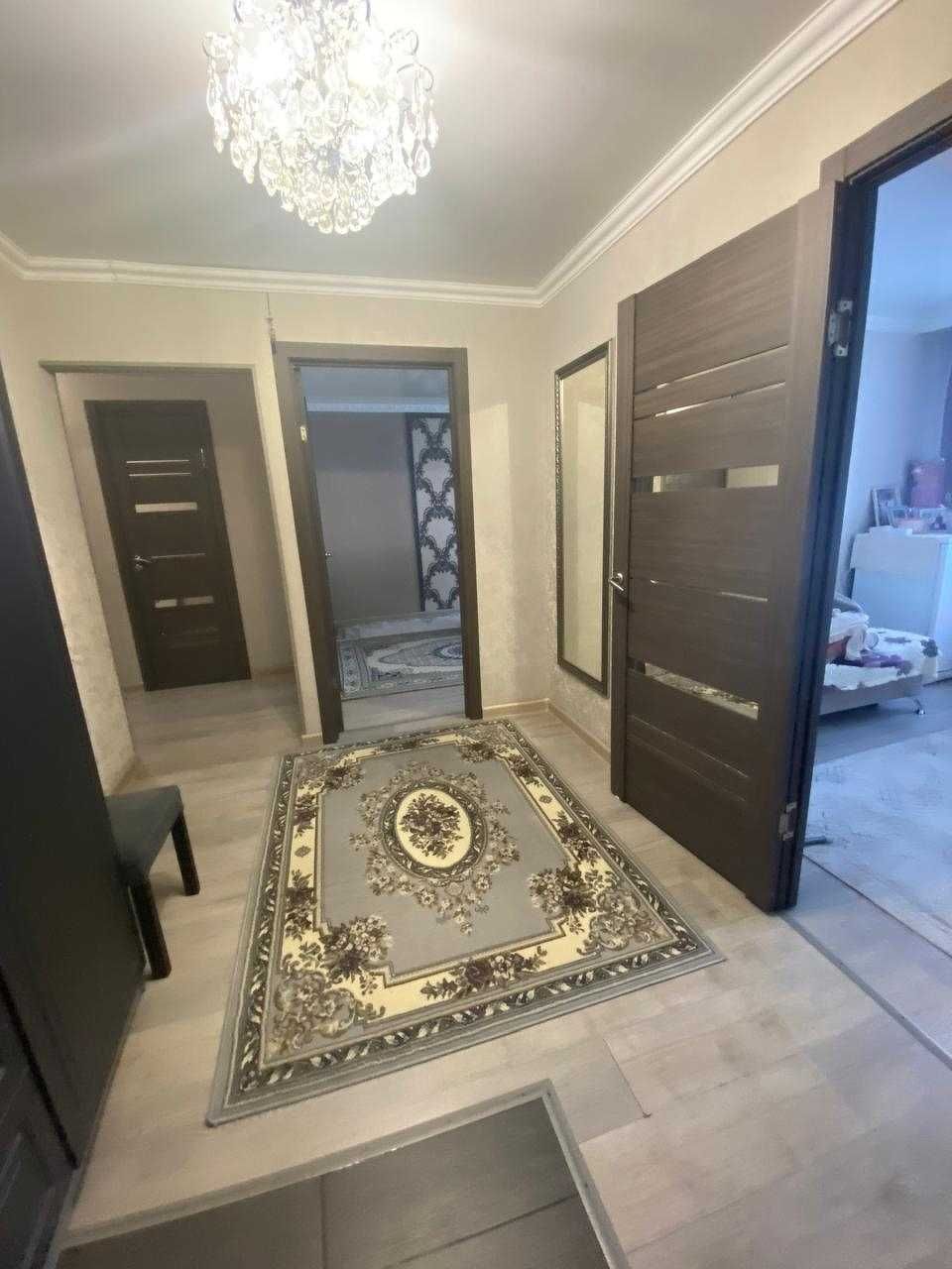 Продается 3 комнатная квартира в 19 микрорайоне