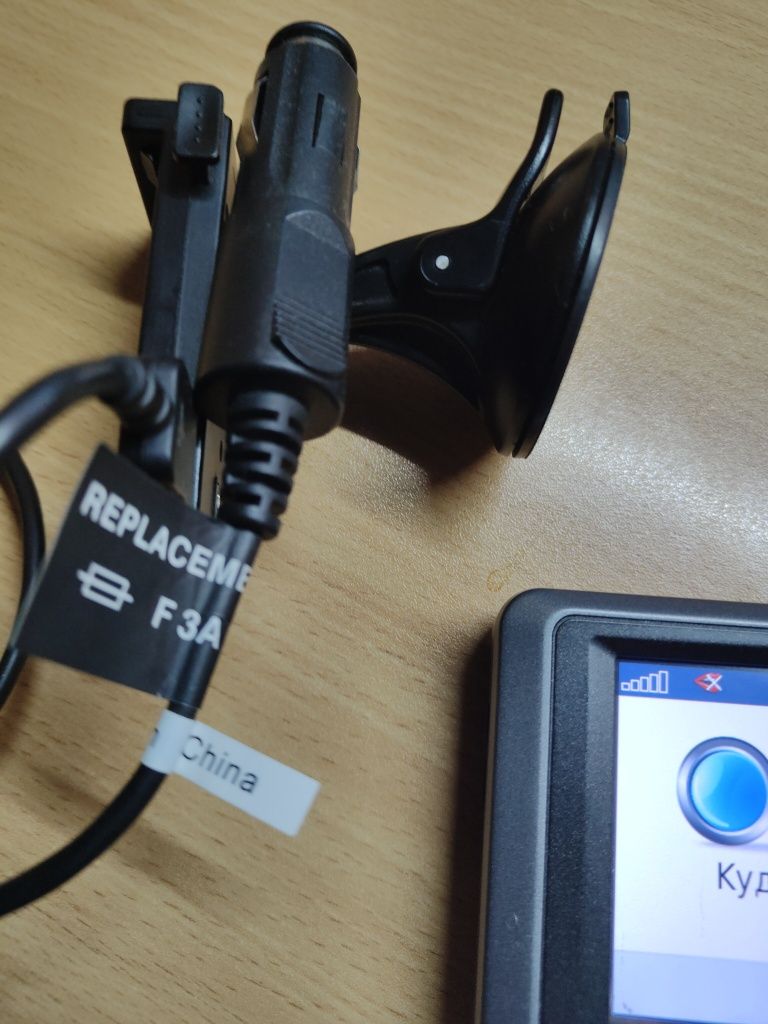 Продам навигатор Garmin Zumo 660