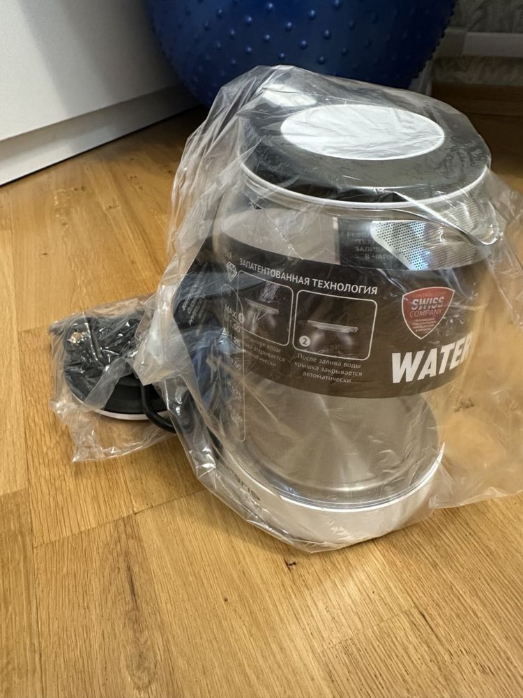 Стеклянный электрочайник polaris waterway pro новый