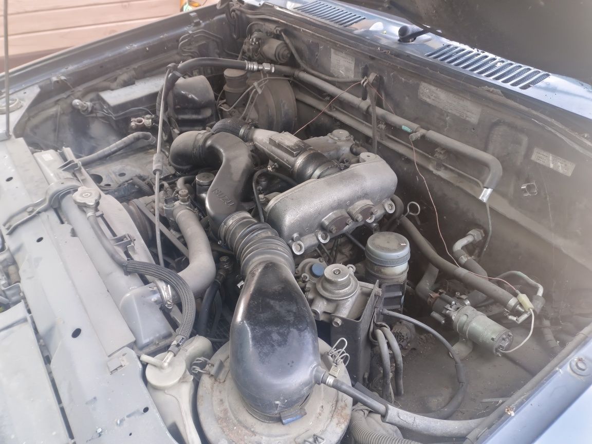Срочно продам ISUZU Bighorn 1995 г.