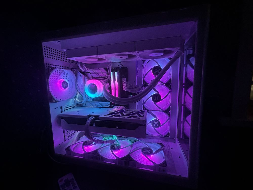 Геймерский Космолёт: Мощный пк с RTX 4070 TI и I7 13700KF