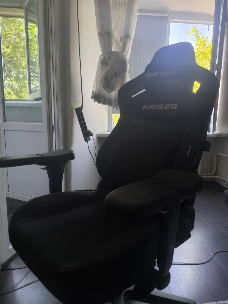 Игровое кресло Andaseat Kaiser 4 L Carbon
