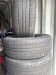 Продам резину 235/65 R17