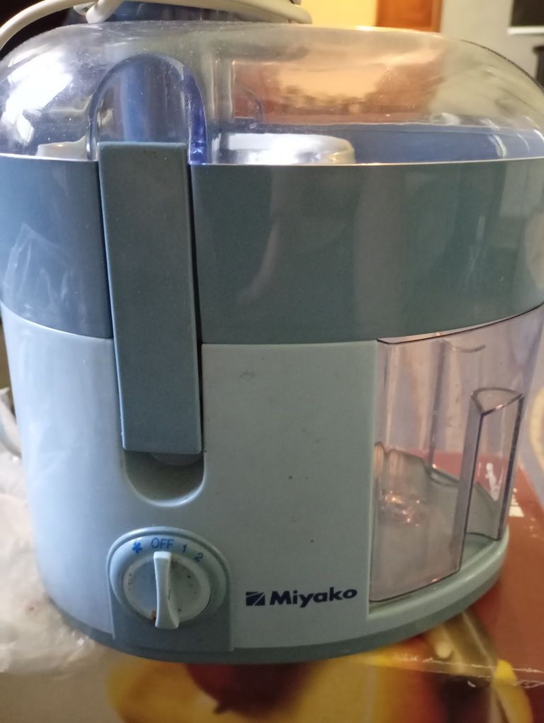 Соковыжималка Miyako б/у
