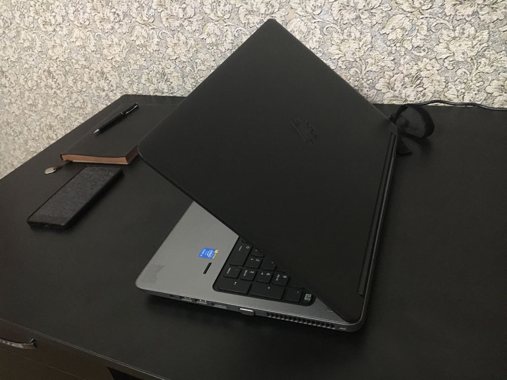 Продам ноутбук HP Intel core i5/8 гб/ SSD 256.