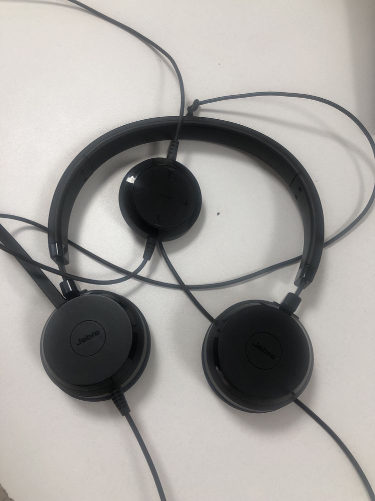 Jabra наушники для офиса почти новые