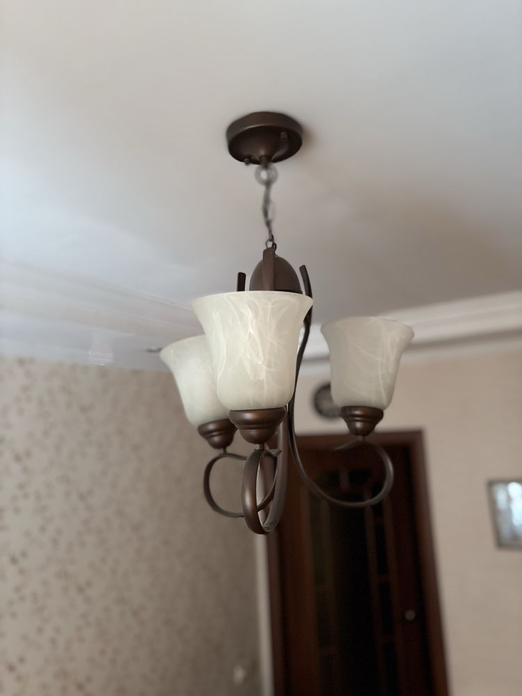 Люстра 3х рожковач