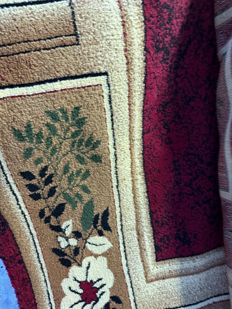 Продам палас для зала