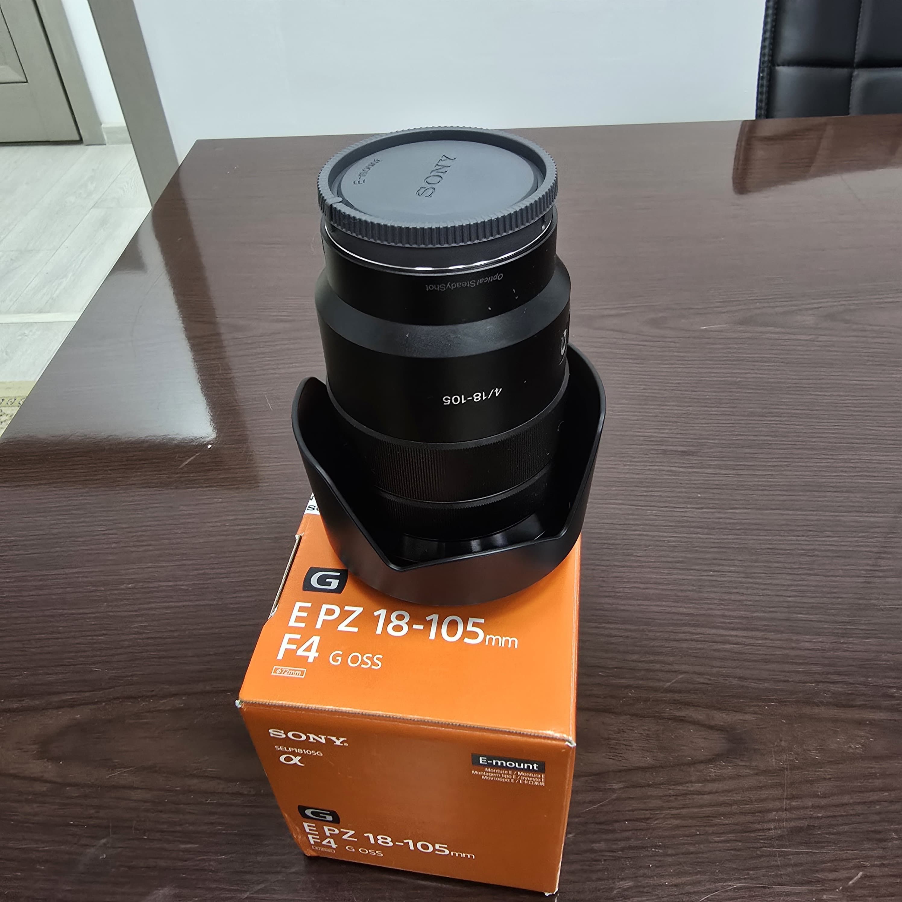 Объектив Sony E PZ 18-105mm f/4 G OSS