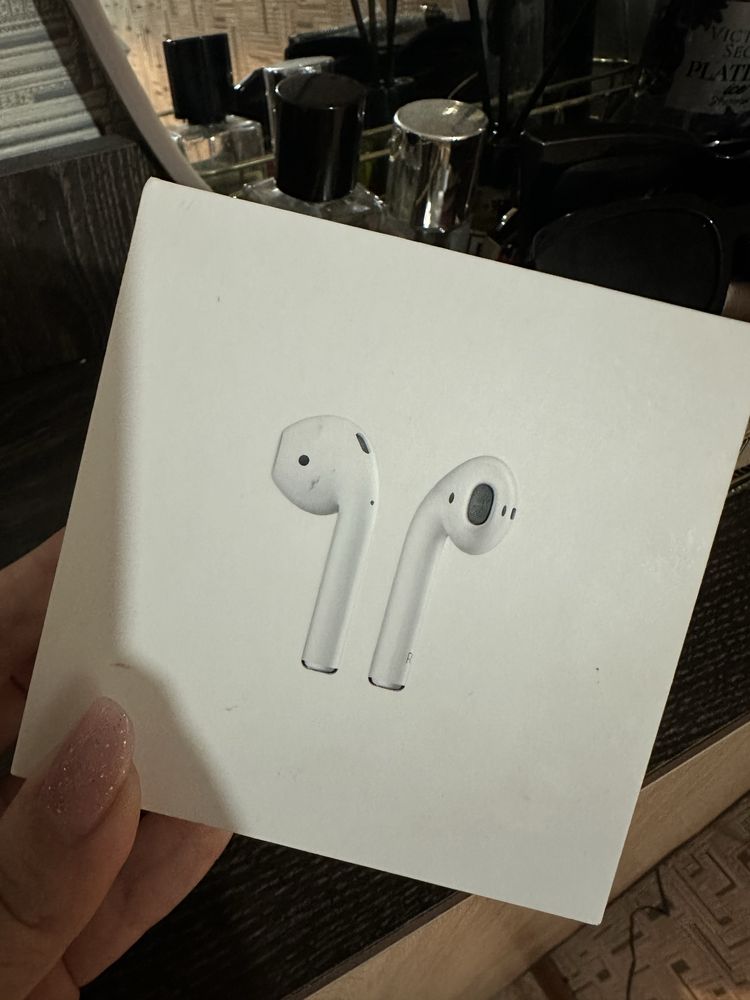 Продам airpods 2