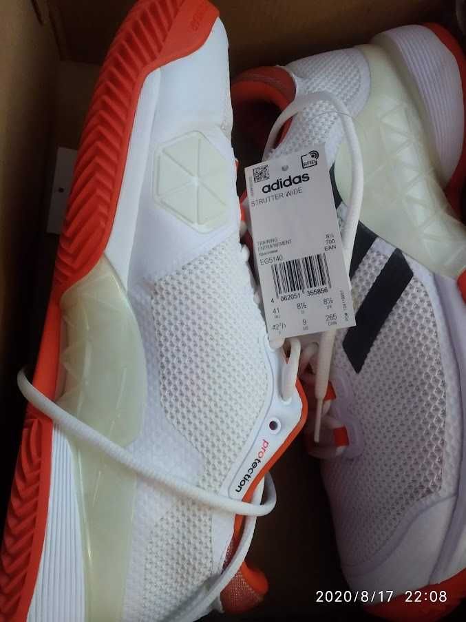 Кроссовки Adidas Barricade