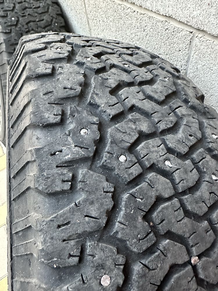 BF Goodrich All-Terrain T/A 265/70 R16