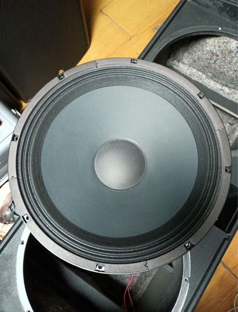 electro voice оргинал 850.000 тысчи