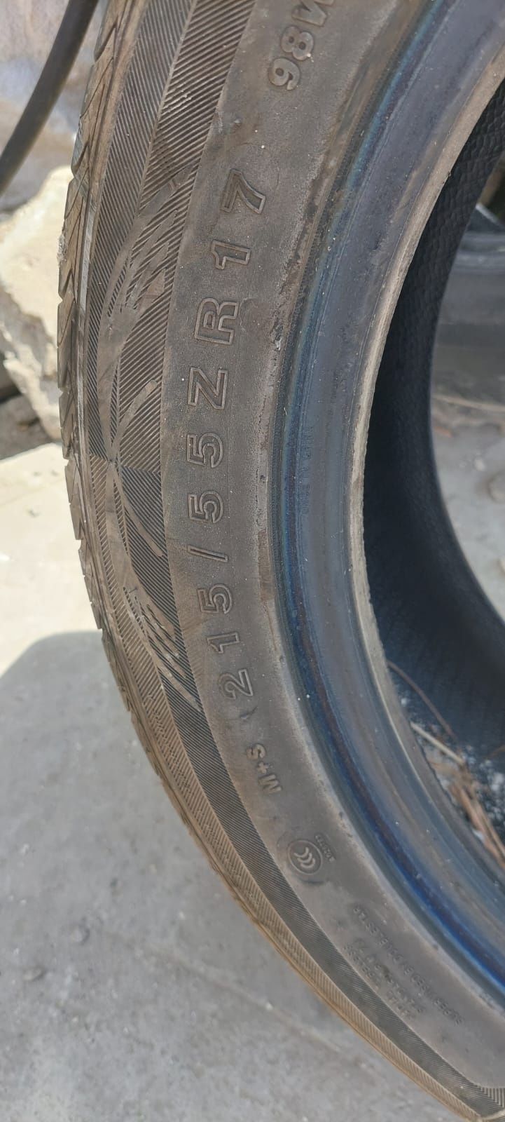 Продам шины зимный летние отличном состаяние