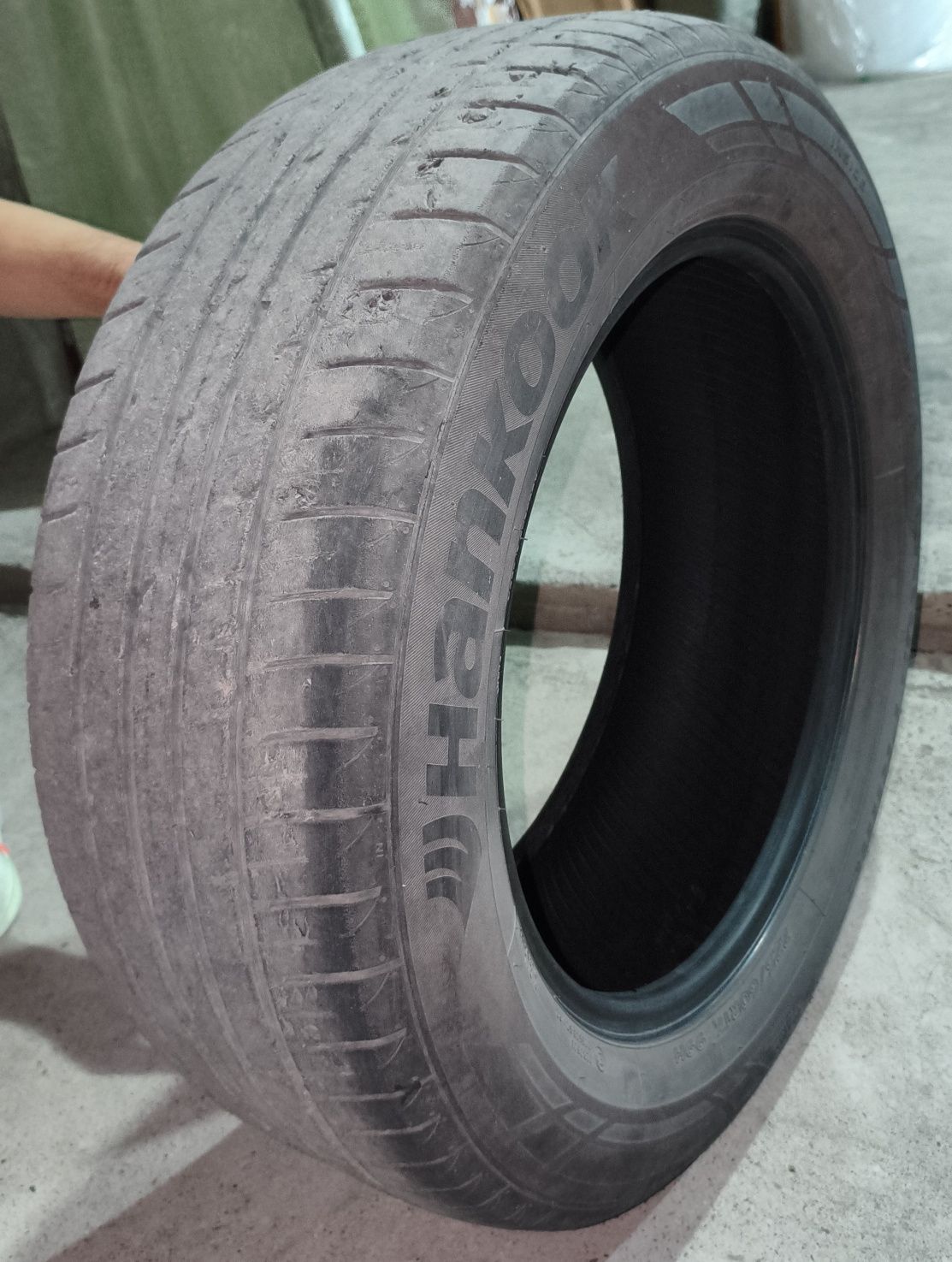 Продаю комплект летней резины HANKOOK VENTUS PRIME 2  225/60/R17