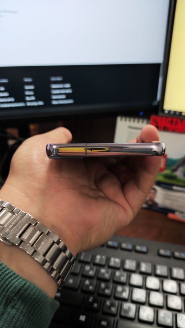 Samsung s22, Demo