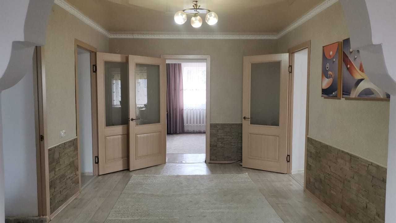 Үй сатылады. Шалқар. Жубанов 10.