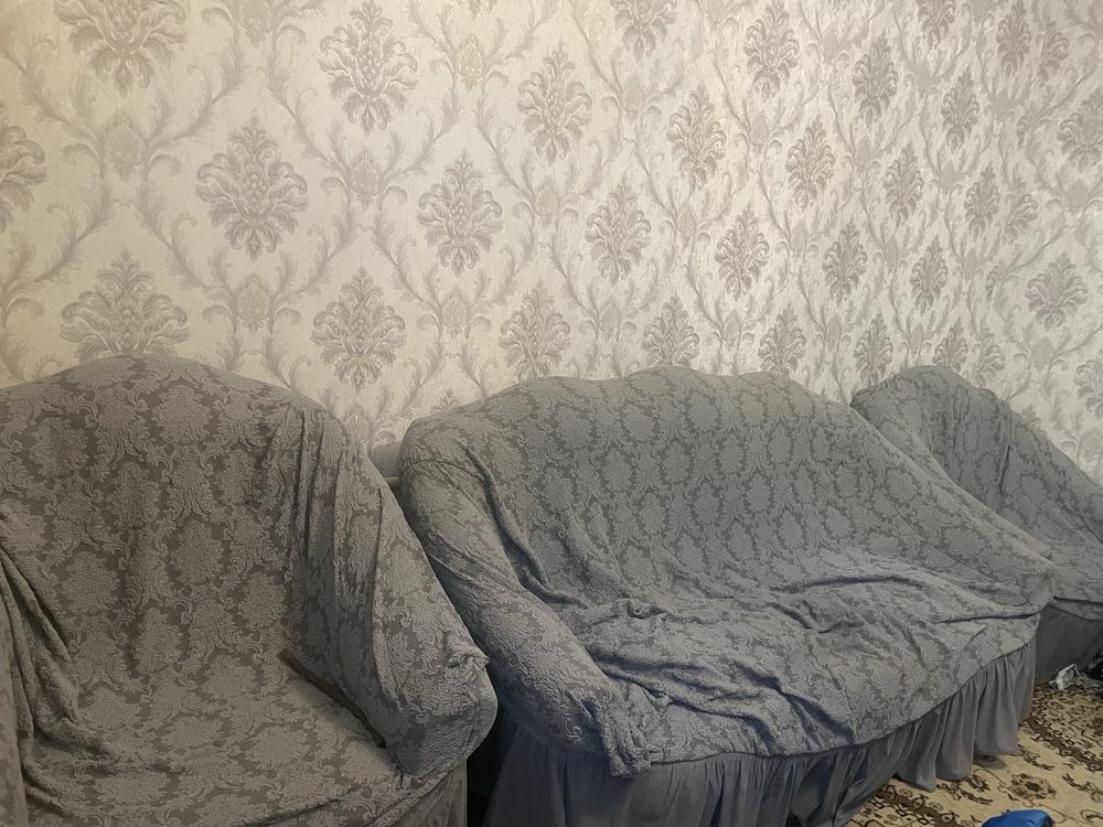 Диван для зала срочно