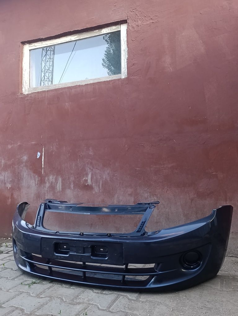 Продам бампер.на гранты