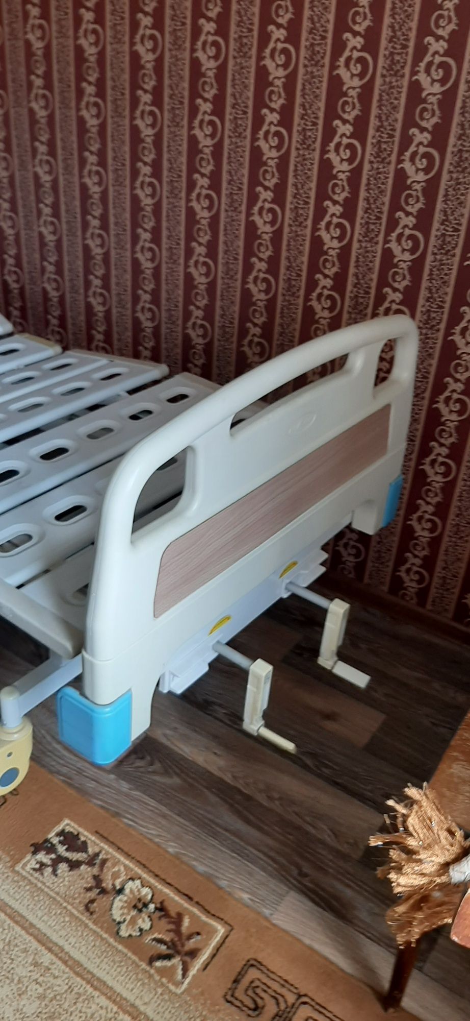 Кровать  для лежачего больного