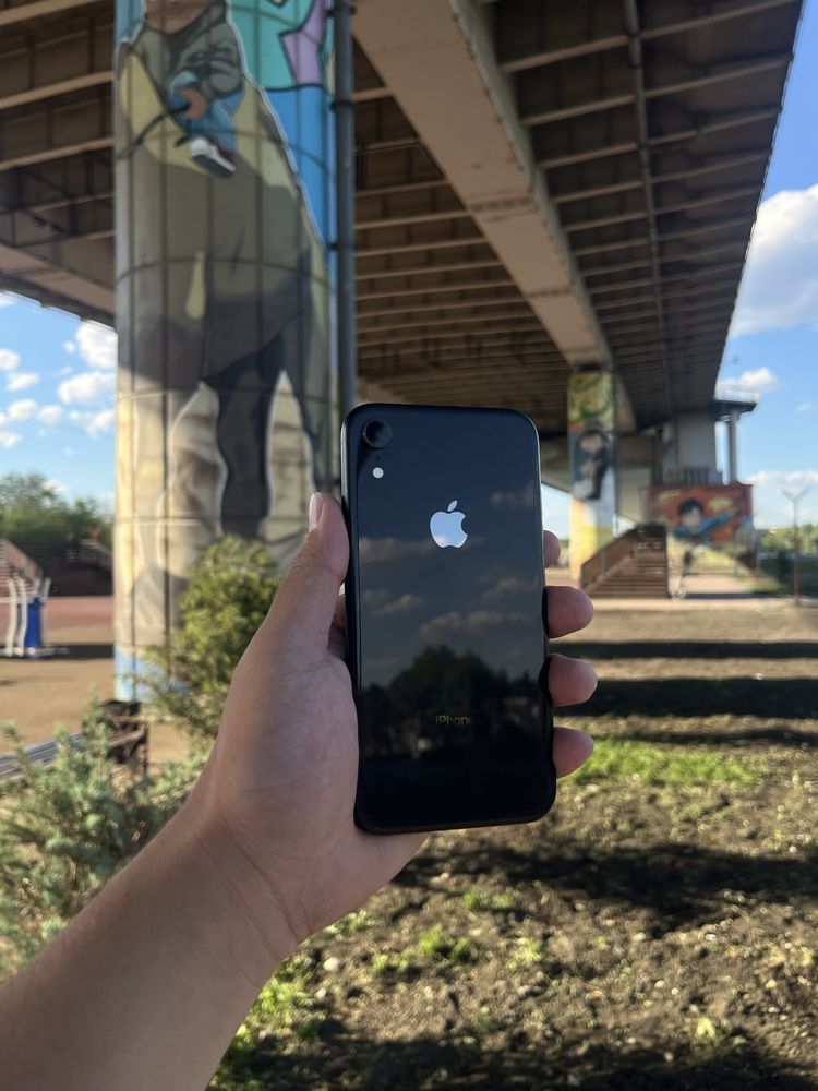 iphone xr 64 g/b