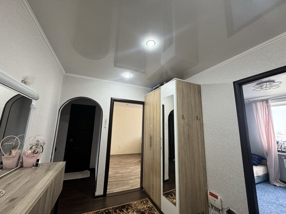 Продам 3 комнатную , новая