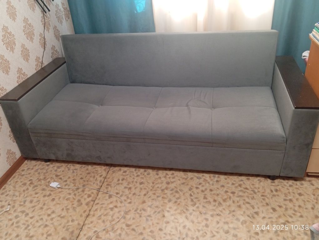 Продам Шкаф белый