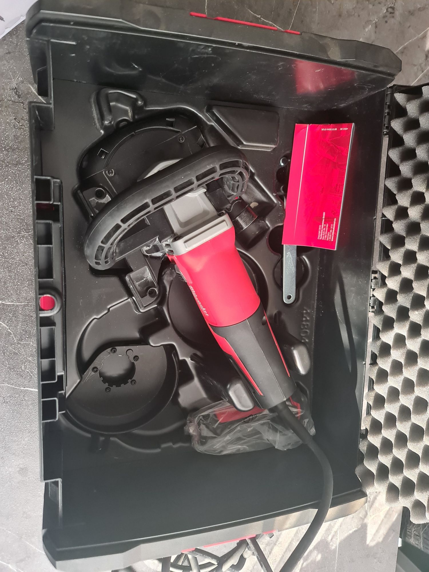 УШМ Milwaukee AGV 15-125 XC/DEG SET Болгарка американский