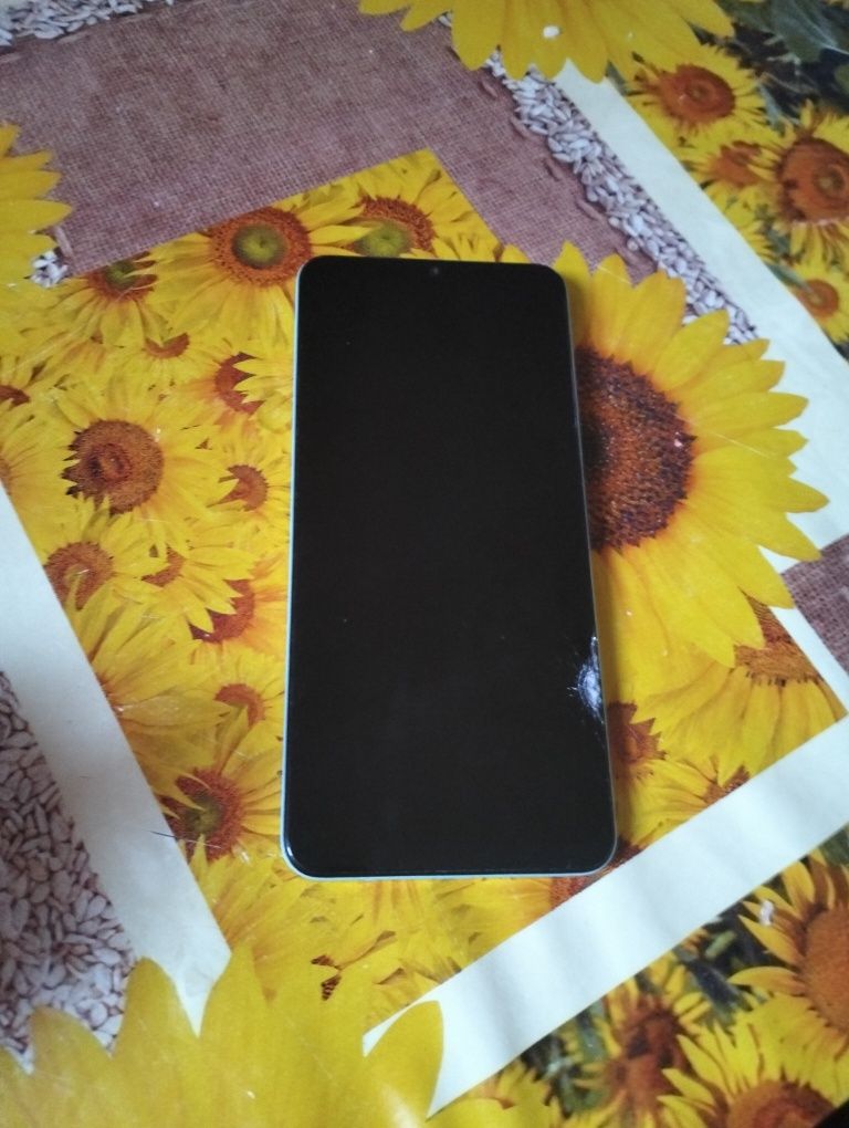 Продам realme note 50 на запчасти