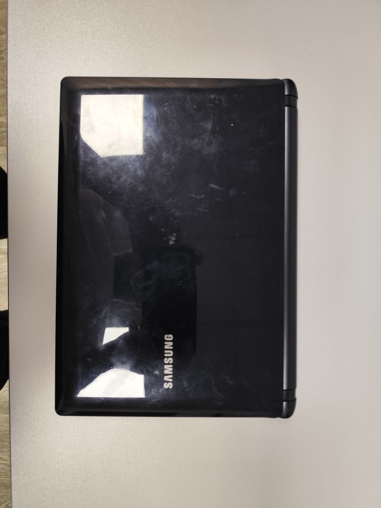 Нетбук Samsung n150