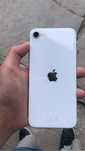 Продаю iPhone SE 2020 срочно
