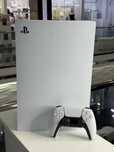 Продаю Sony Playstation 825 Gb 1 геймпада 2 диска