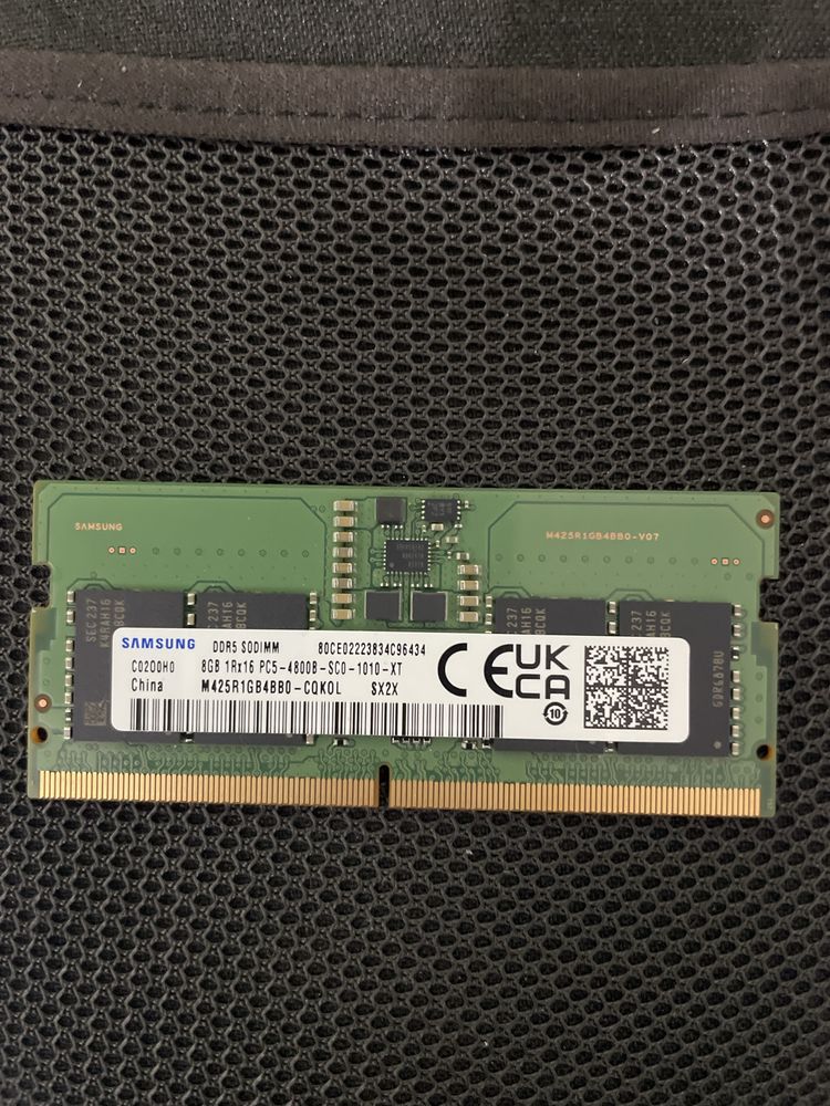 Озу samsung ddr5 SODIMM 8гб
