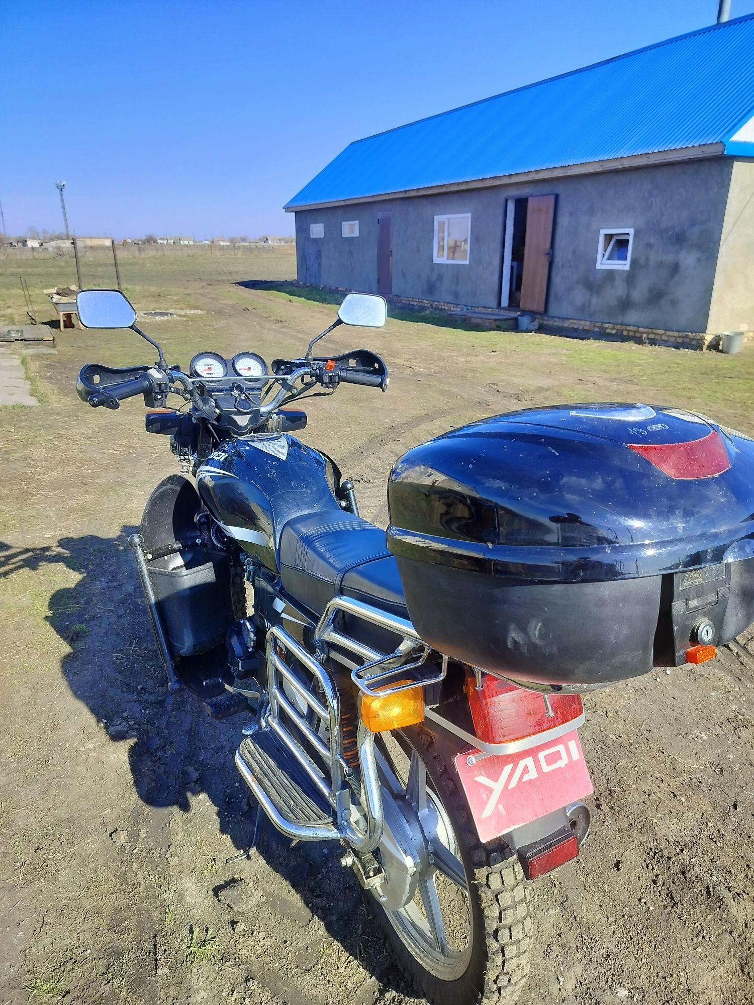 Продам мотоцикл яки срочно