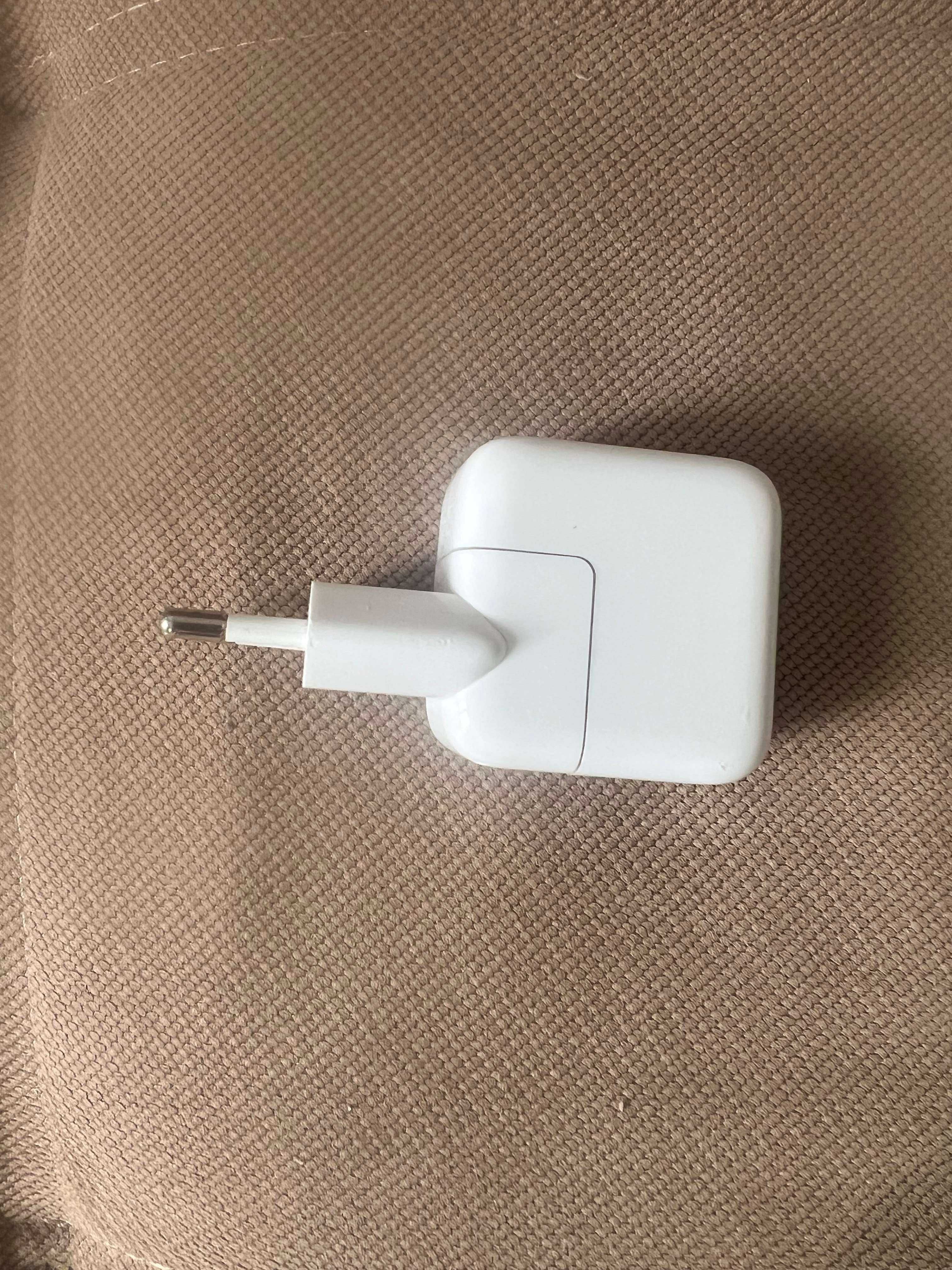 Адаптер, зарядное устройство Apple