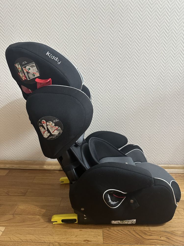 Продам автокресла для детей
