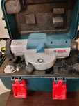 Строительные инструменты невелир BOSCH GOL 26D