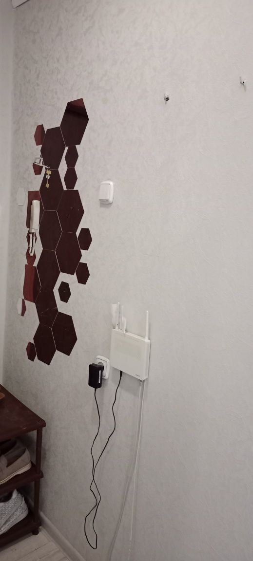 2 комн Кв  қыз керек