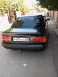 Audi 100 автомобиль