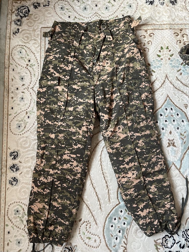 Продам новую зимнюю военную форму