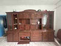 Итальянский мебель  стенка горка