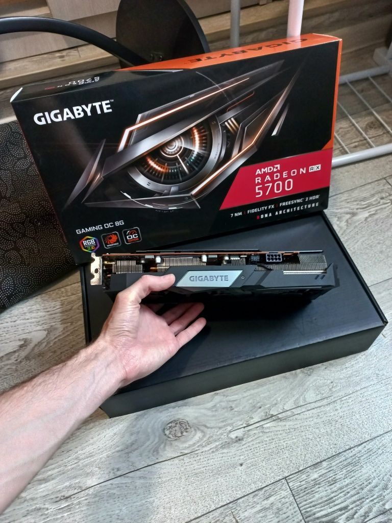 Игровая видеокарта GIGABYTE RX 5700 = (RTX3060) OC 8GB, GDDR6!