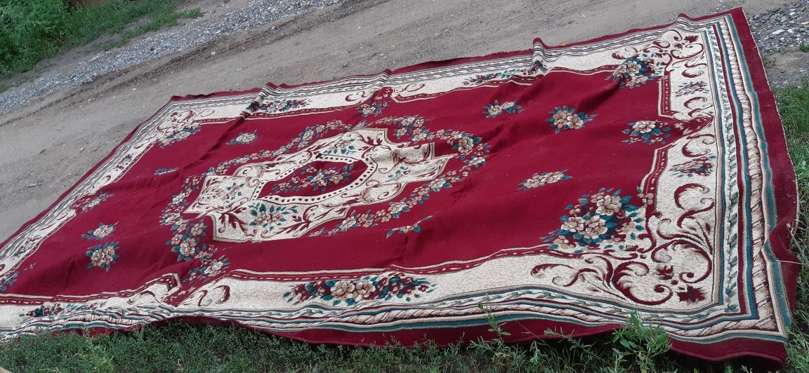 Сатам продам ковёр