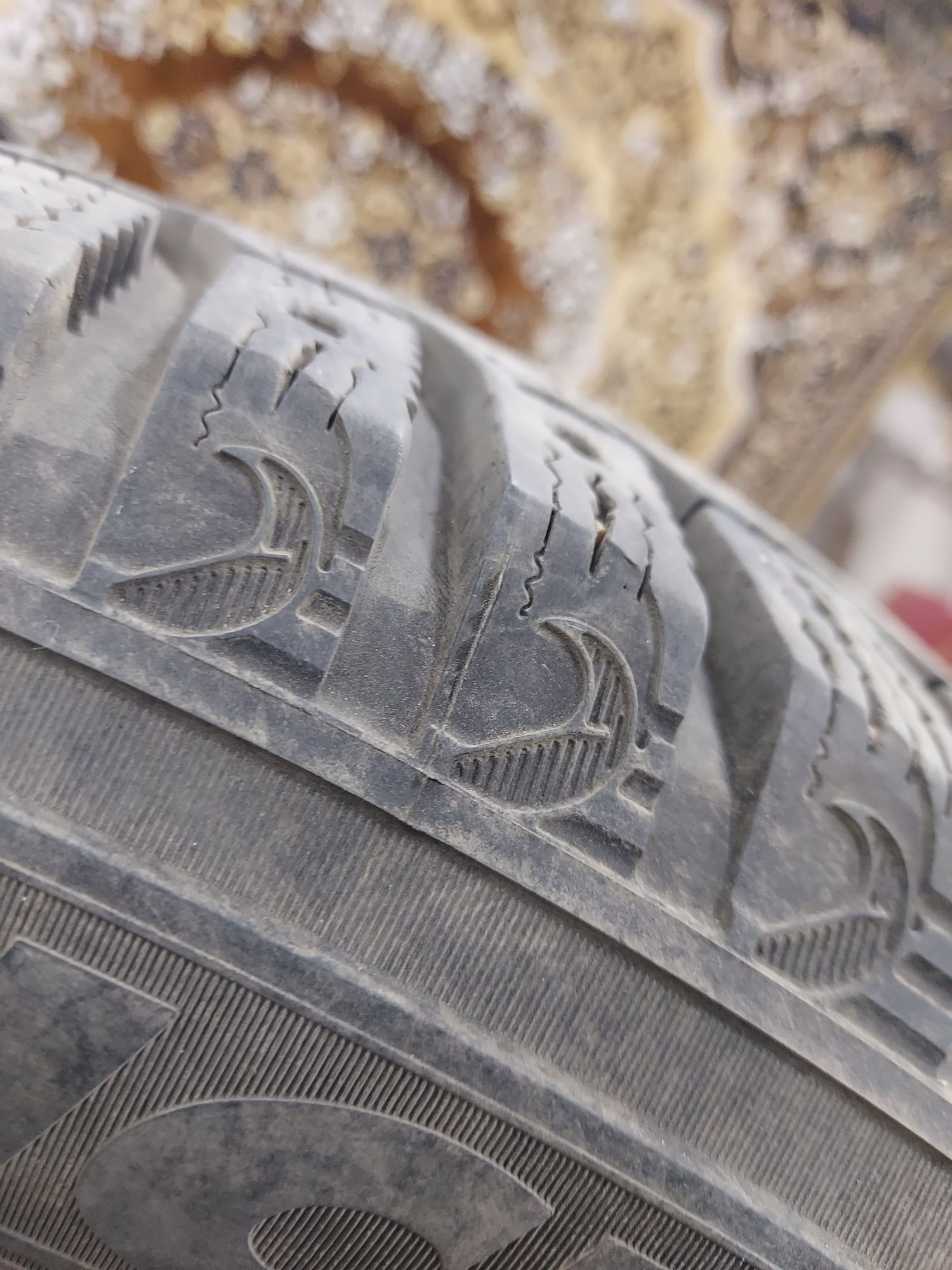 225 60 r18 Michelin зимние