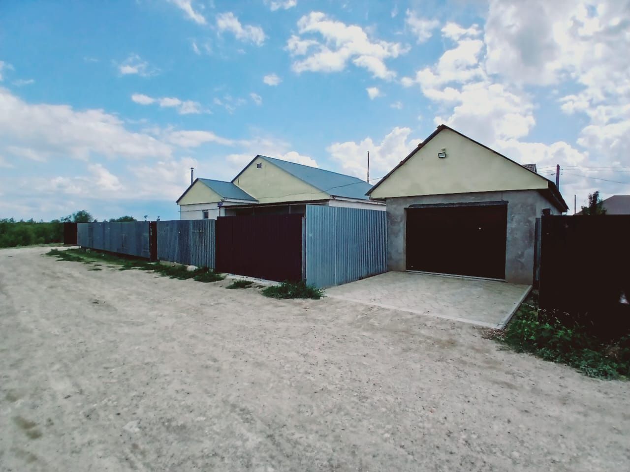 дом   4 комнатный