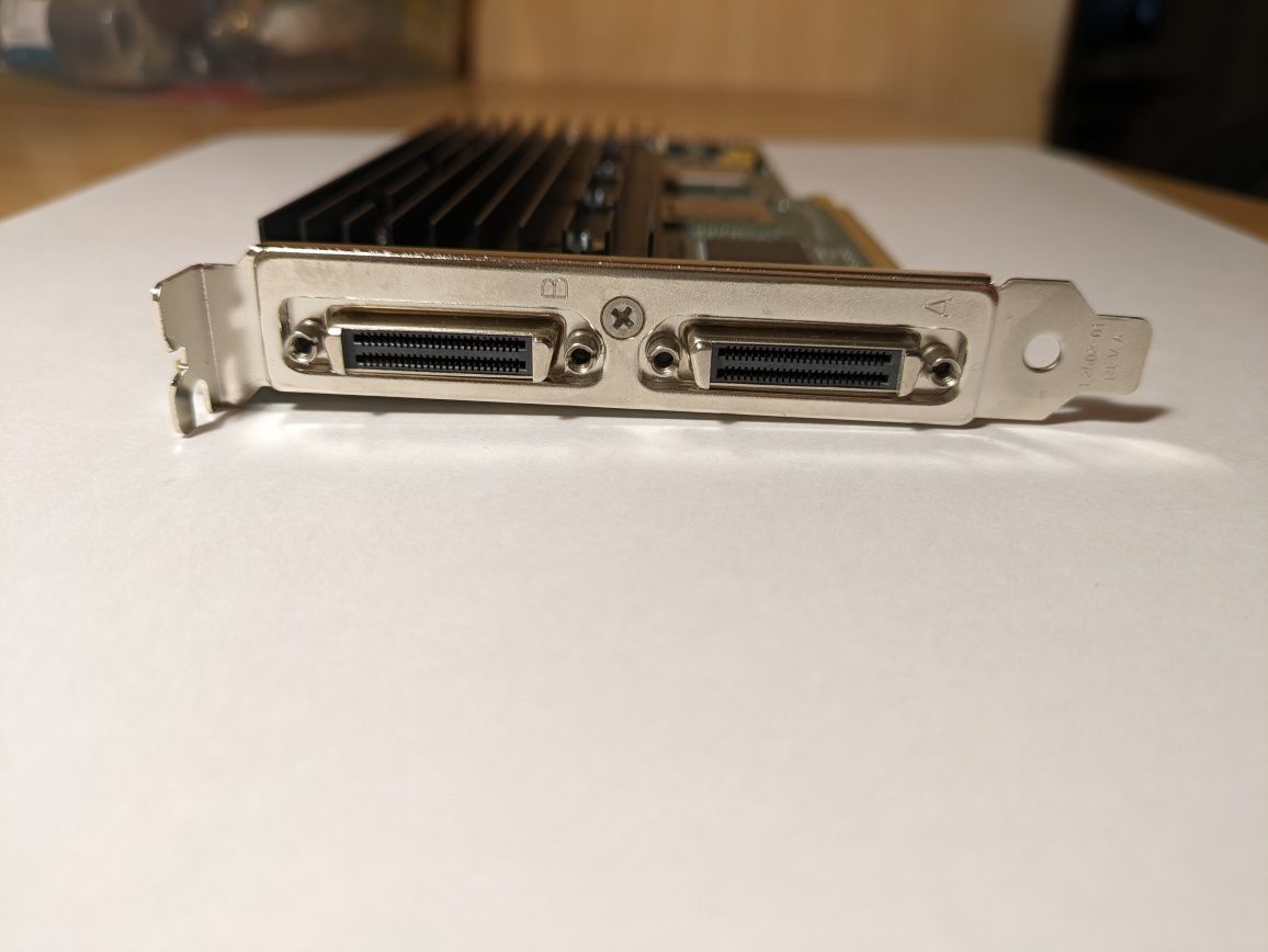 Видеокарта Matrox