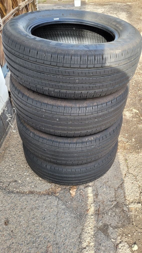 Продам летние шины 225/60/16 комплект