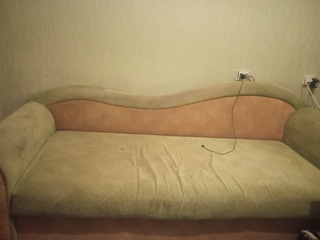 Продам тахту   б/у
